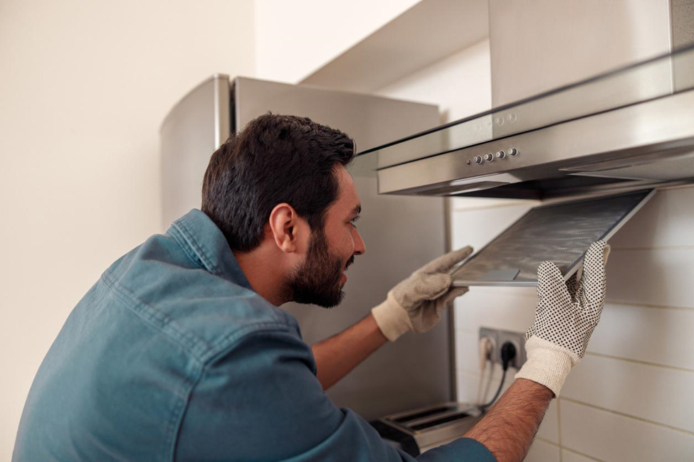 Find An Installer for Your Next Kitchen Project with HoodMart’s Installer Finder!