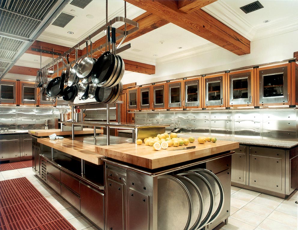 design a commercial kitchen