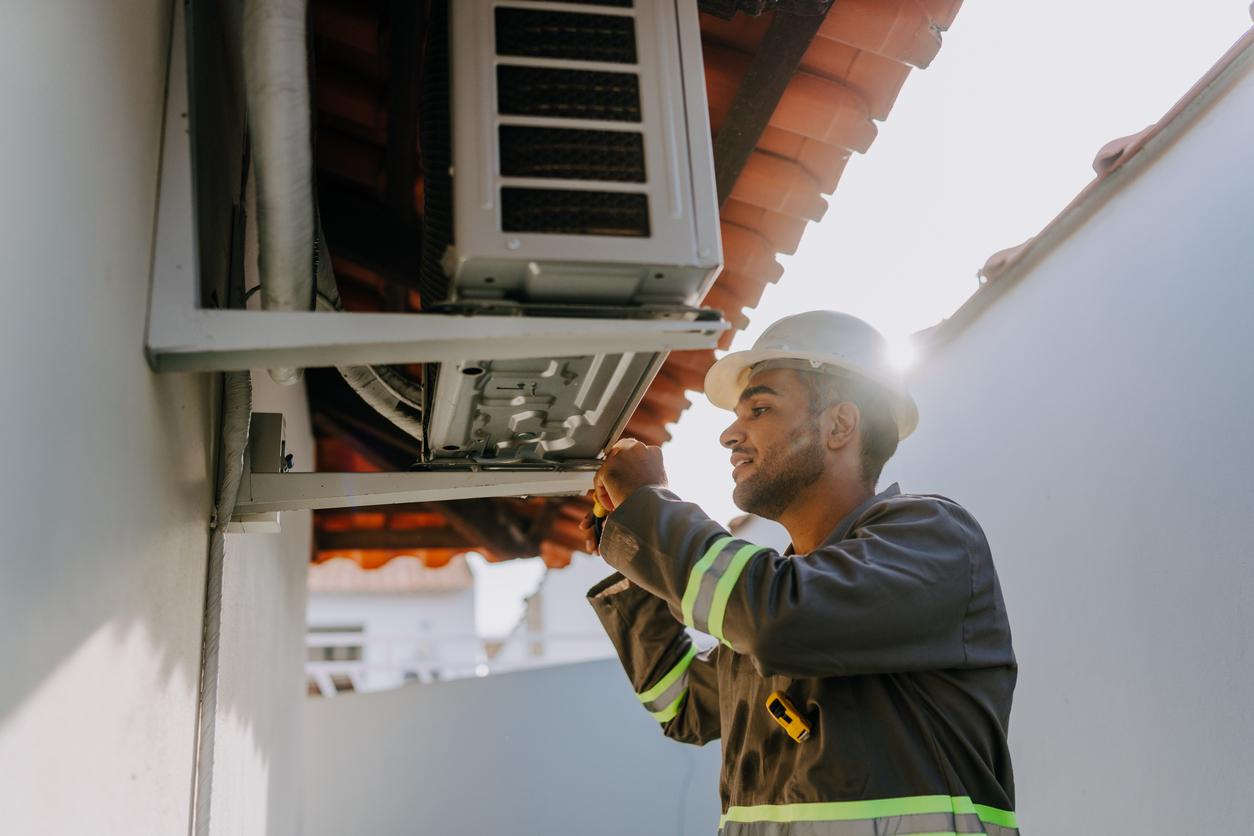 Expanding Your Business: The Key Role HVAC Installers Play in Hood Installation